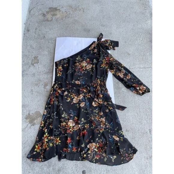 CLOVER AND SLOANE Garden Vine One-Shoulder size XL - Picture 12 of 12